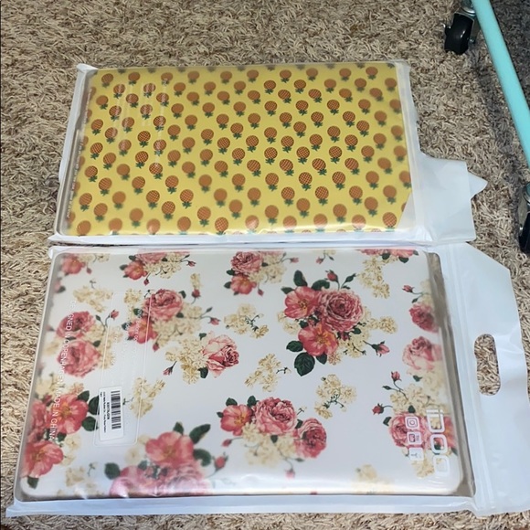 Brand new Mac Book Pro computer case - Picture 1 of 3